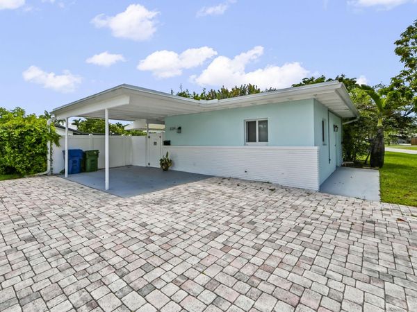 2224 NW 6th Terrace, Wilton Manors, FL 33311