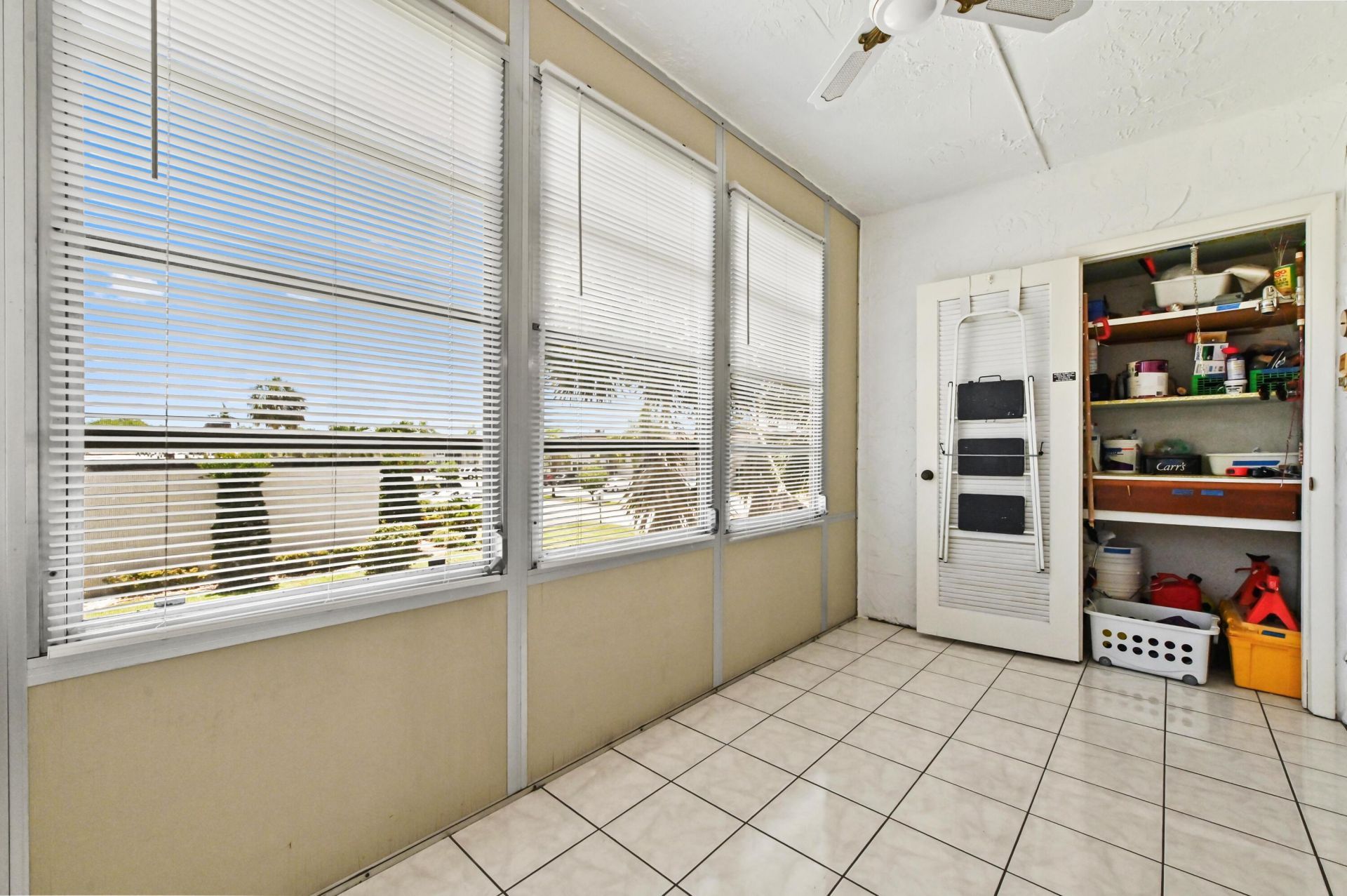 701 Lori Drive, Unit 202, Palm Springs, FL 33461 Photo