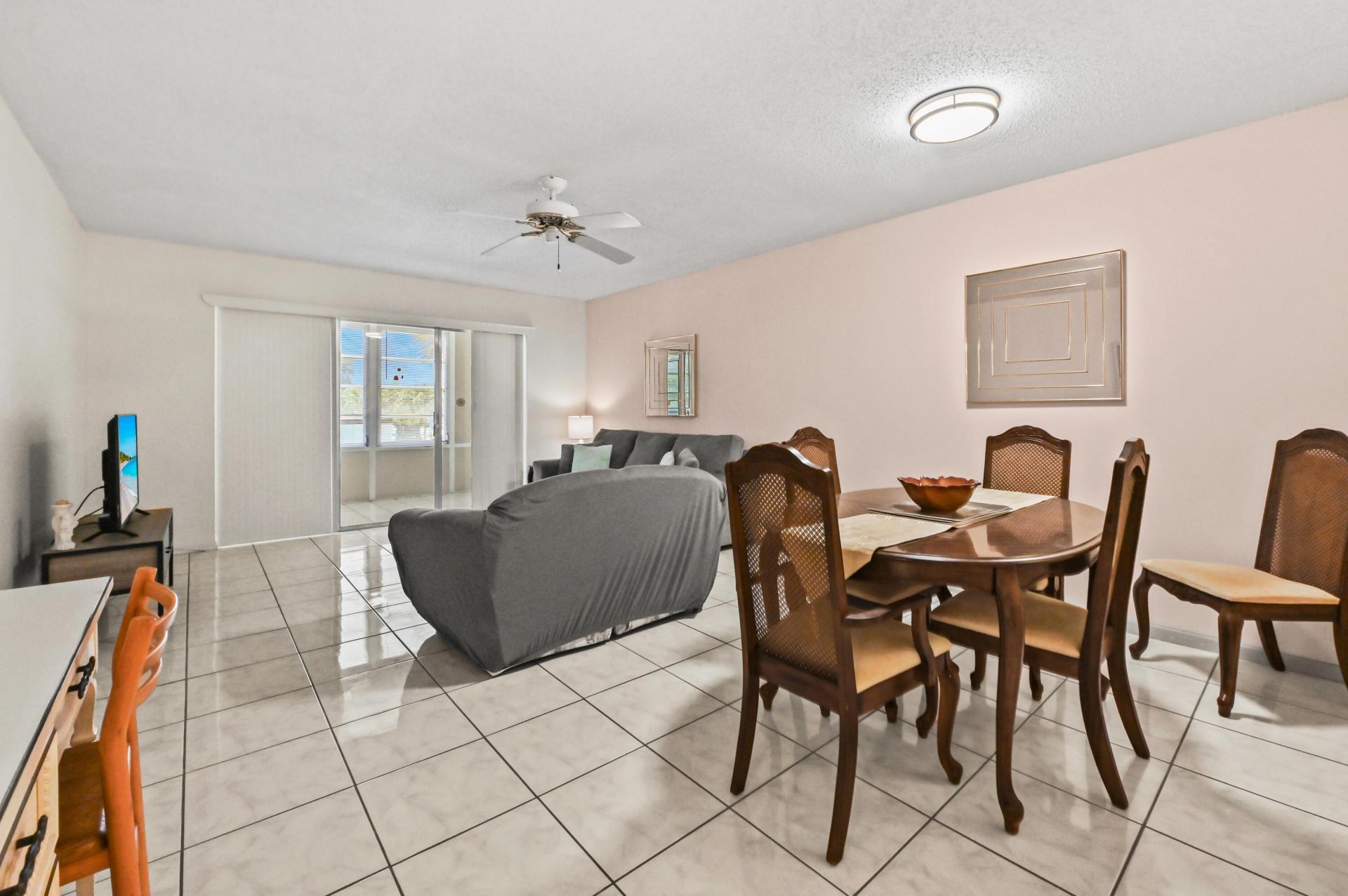 701 Lori Drive, Unit 202, Palm Springs, FL 33461 Photo