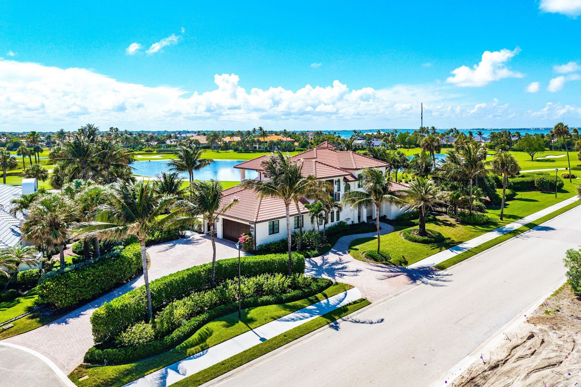 1884 SE Sailfish Point Boulevard, Stuart, FL 34996 Photo
