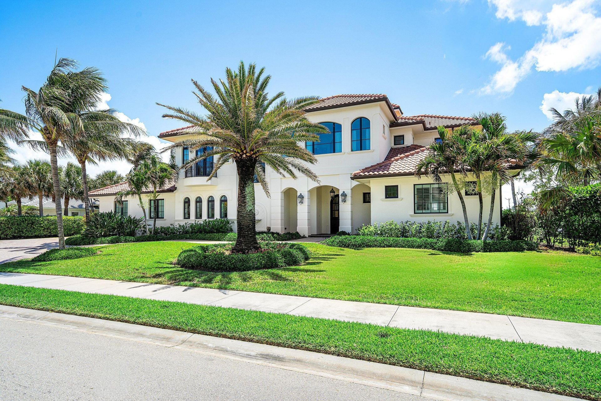 1884 SE Sailfish Point Boulevard, Stuart, FL 34996 Photo