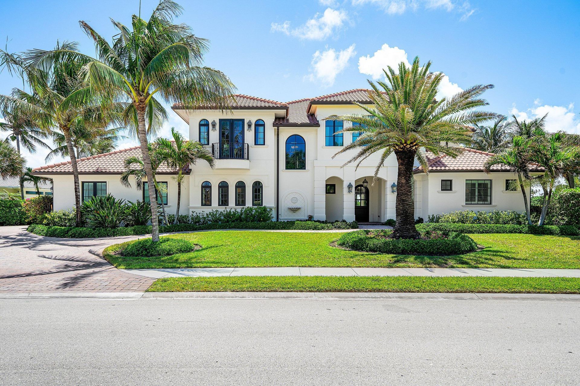 1884 SE Sailfish Point Boulevard, Stuart, FL 34996 Photo