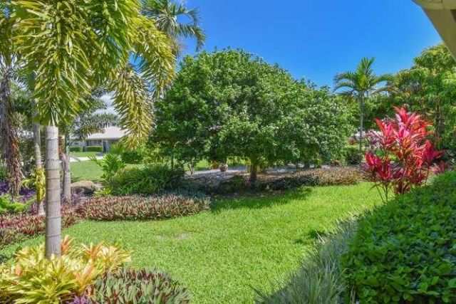 437 French Royale Circle, Atlantis, FL 33462 Photo
