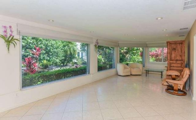 437 French Royale Circle, Atlantis, FL 33462 Photo