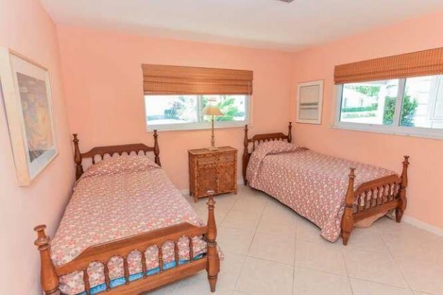 437 French Royale Circle, Atlantis, FL 33462 Photo