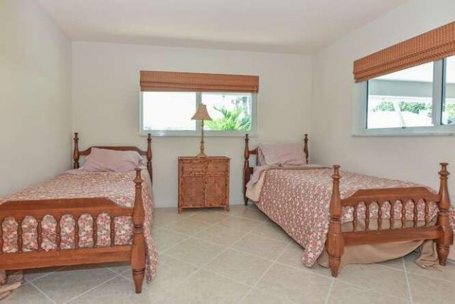 437 French Royale Circle, Atlantis, FL 33462 Photo