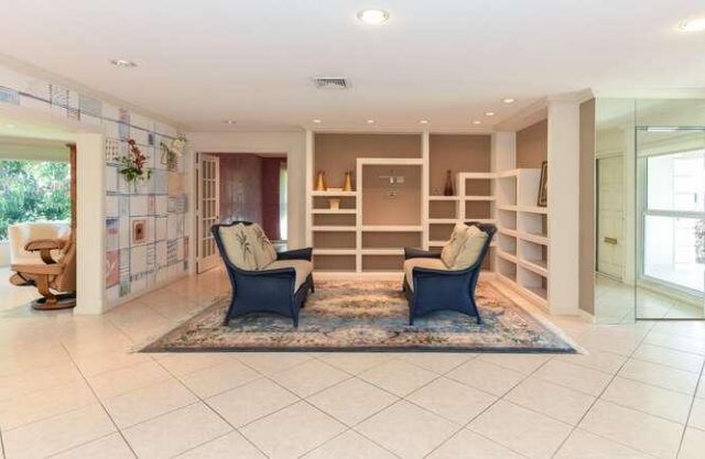 437 French Royale Circle, Atlantis, FL 33462 Photo