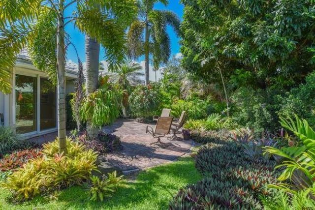 437 French Royale Circle, Atlantis, FL 33462 Photo
