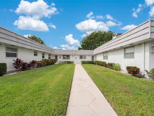 201 Valencia I, Delray Beach, FL 33446