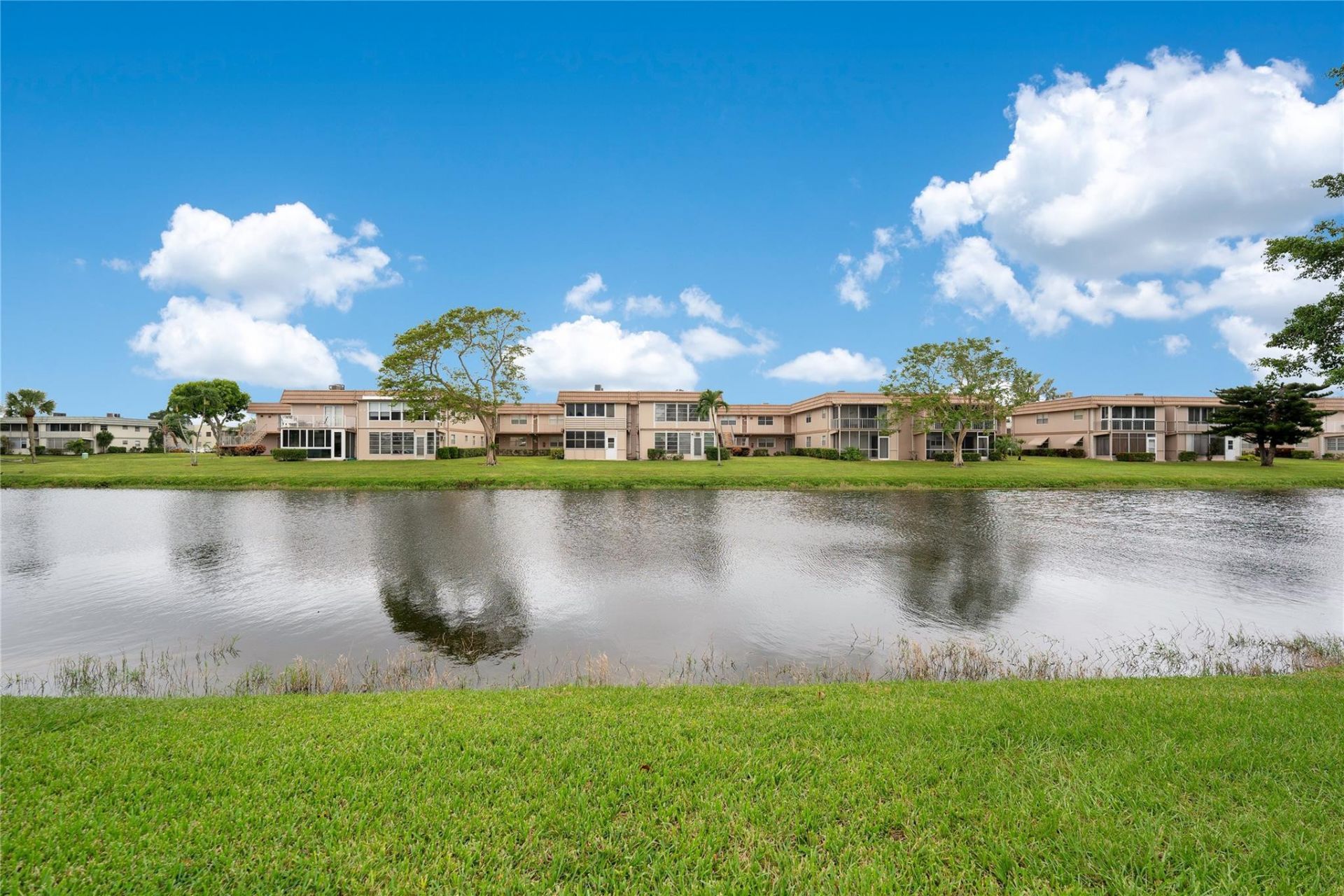 201 Valencia I, Delray Beach, FL 33446 Photo
