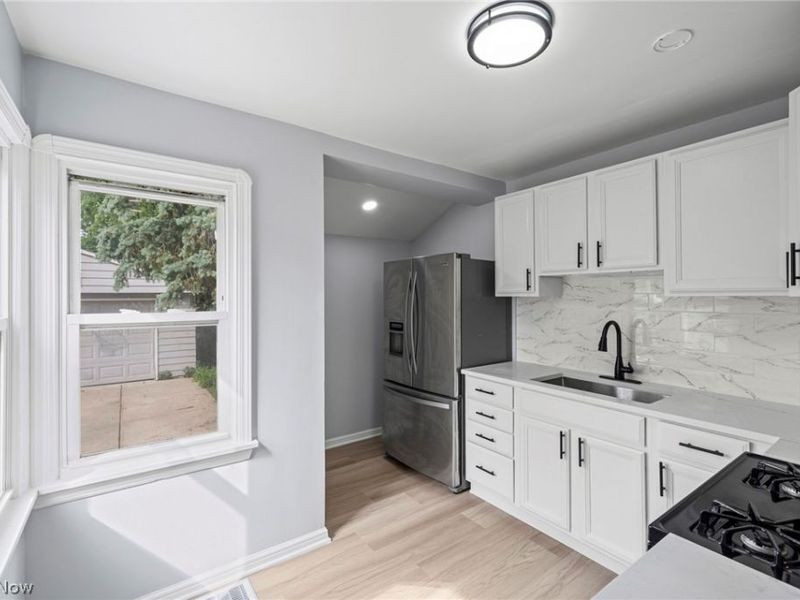3854 W 116th Street, Cleveland, OH 44111 Photo 11