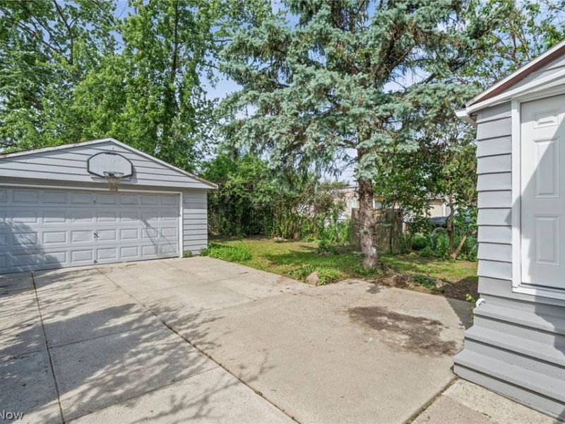 3854 W 116th Street, Cleveland, OH 44111 Photo 28