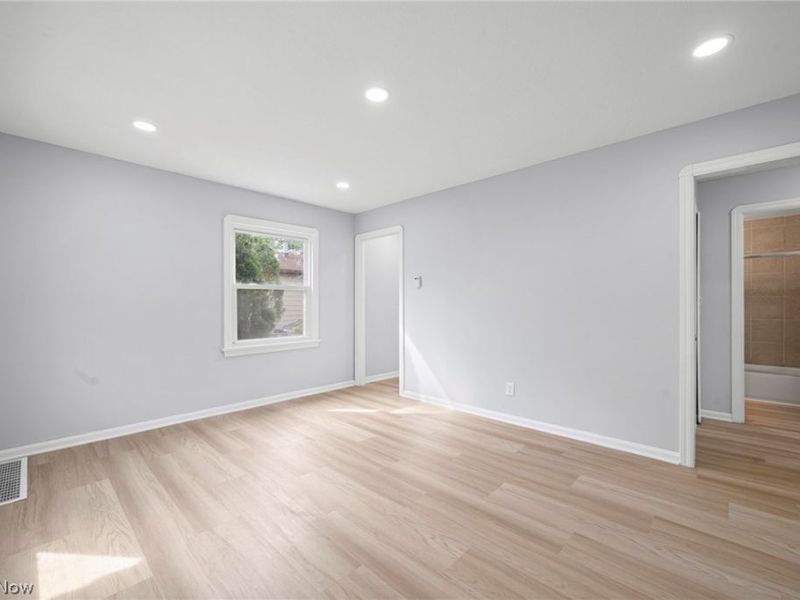 3854 W 116th Street, Cleveland, OH 44111 Photo 6