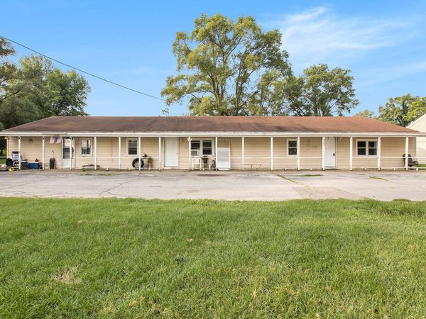 62695 Red Arrow Highway, Unit 3, Hartford, MI 49057