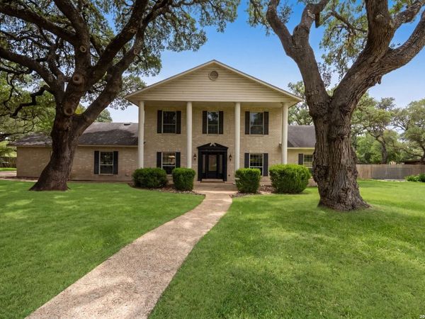 29279 Seabiscuit Dr, Boerne, TX 78015