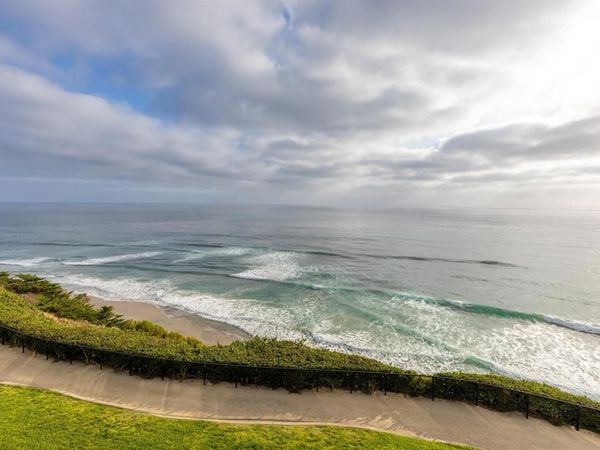 375 W I Street, Encinitas, CA 92024