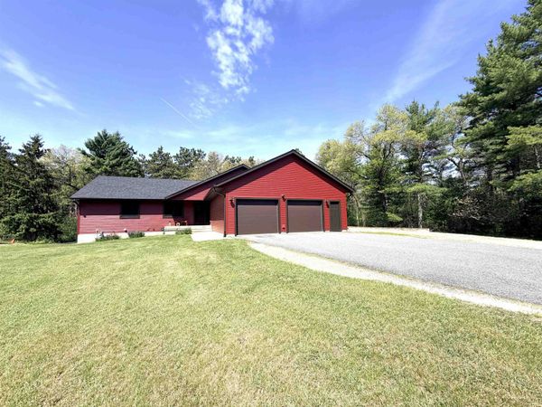 18068 Fireworks Avenue, Tomah, WI 54660