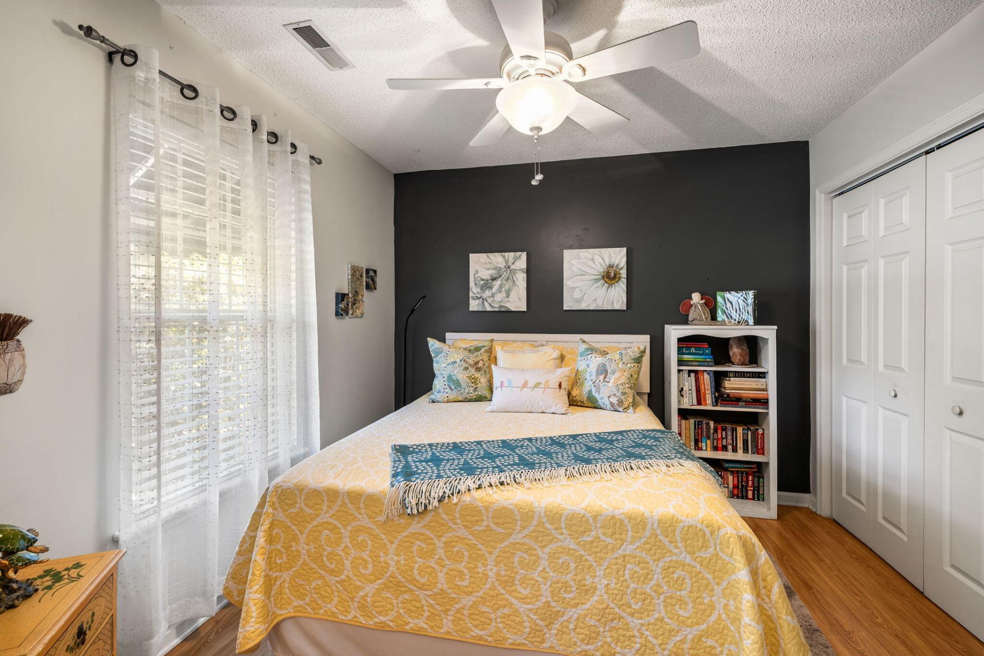 1182 Redbud Court Photo 12