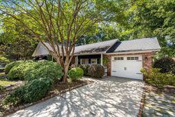 1182 Redbud Court photo 4