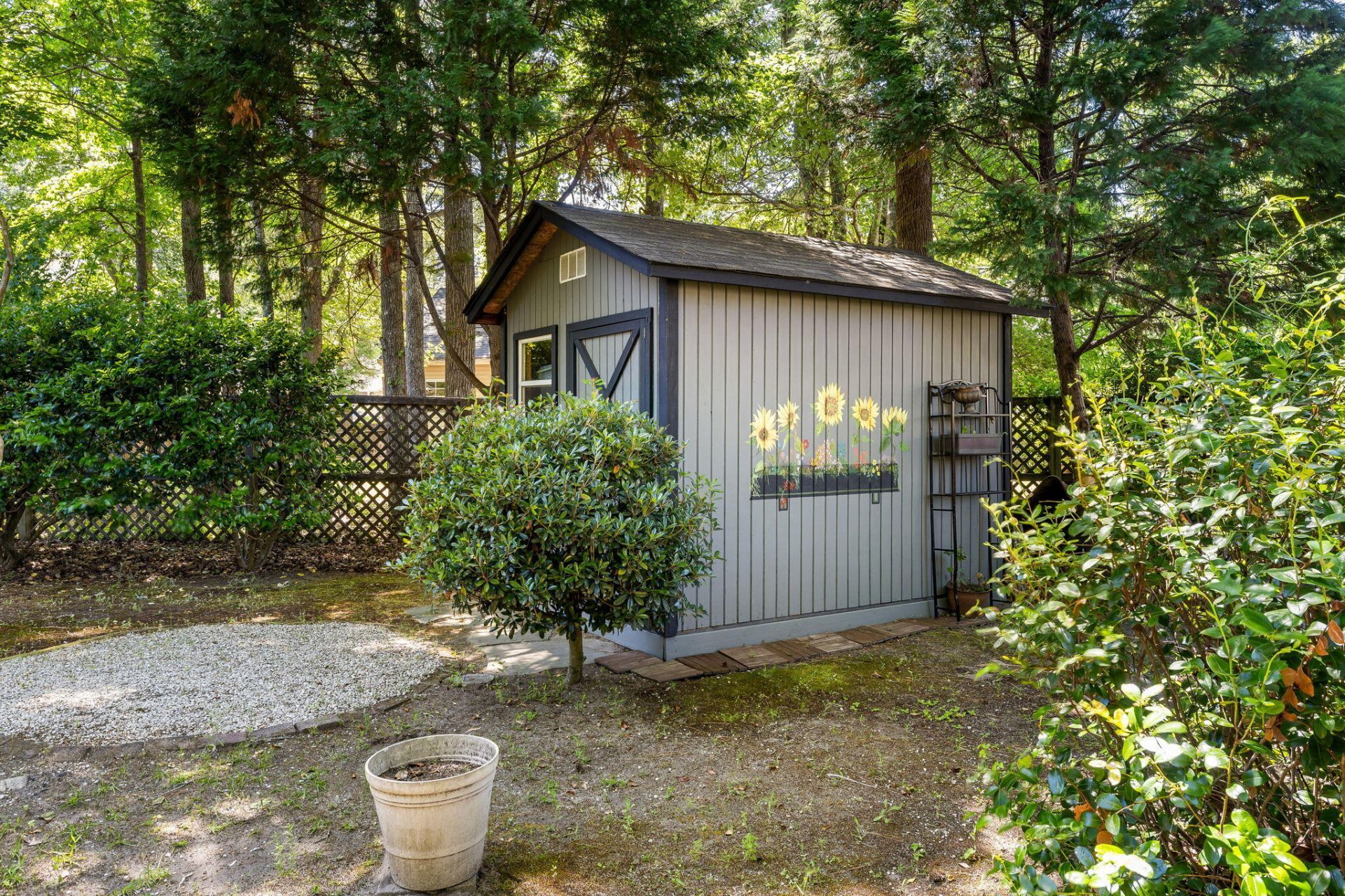 1182 Redbud Court Photo 20