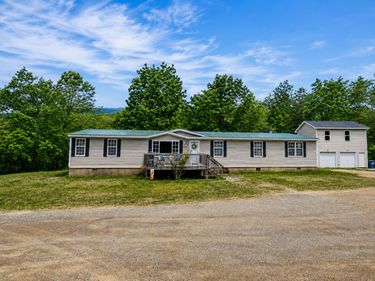 963 Upper Craigs Creek RD , Catawba, VA 24070