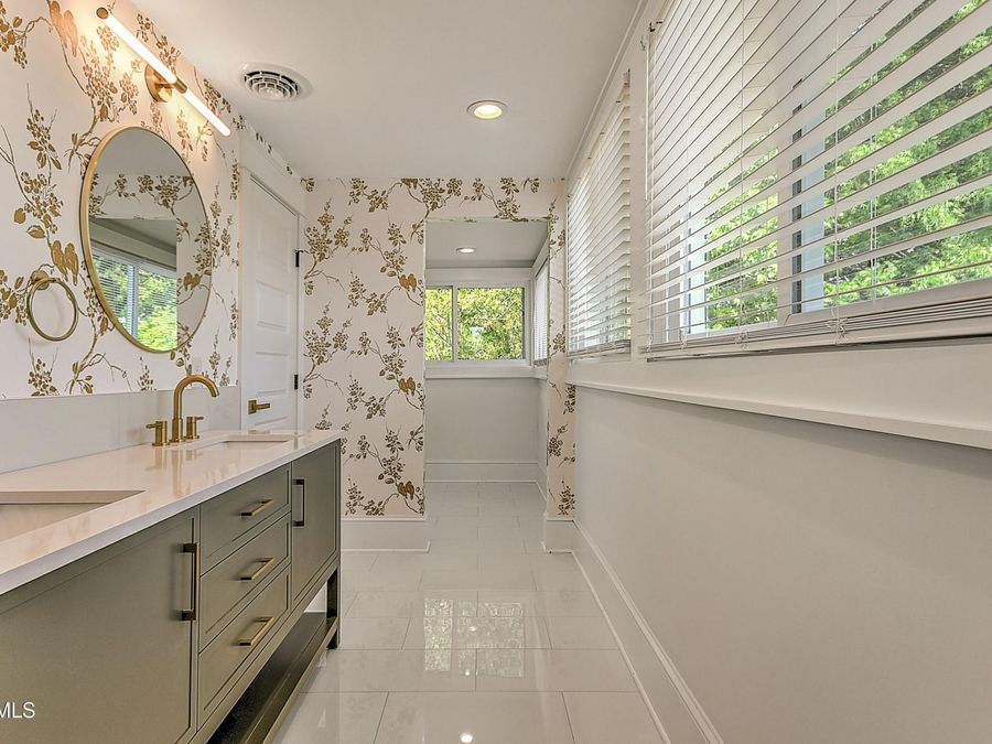 Property Image 71
