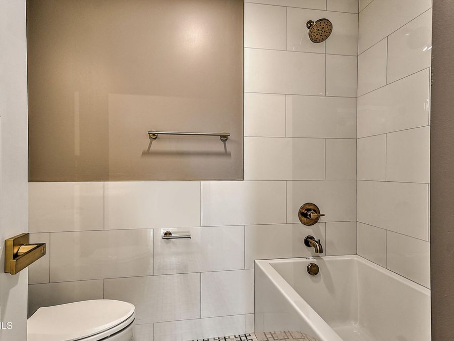 Property Image 81