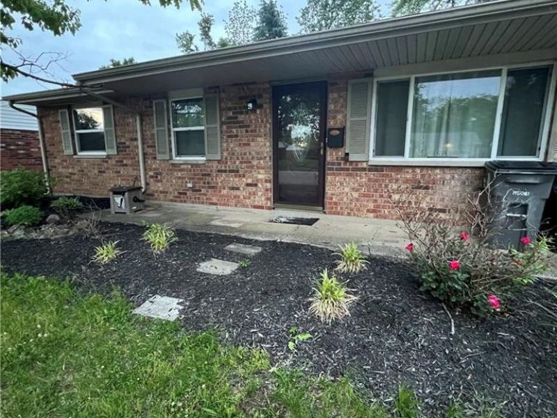1655 Saratoga Drive, Troy, OH 45373 Photo 5