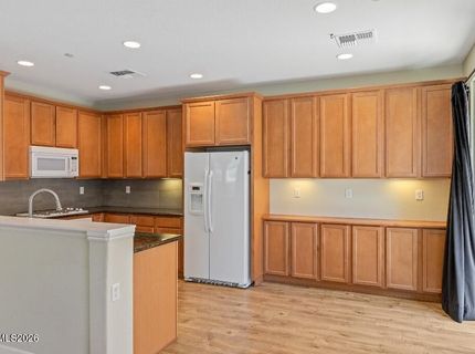 1864 Wind Ranch Road, Unit B, Reno, NV 89521 Photo