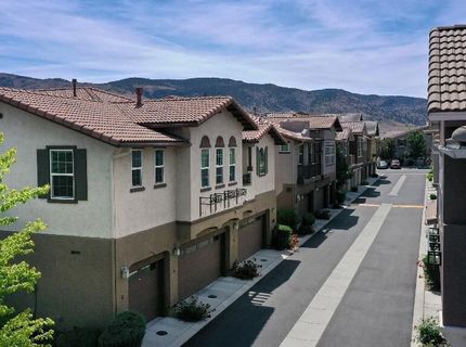 1864 Wind Ranch Road, Unit B, Reno, NV 89521 Photo