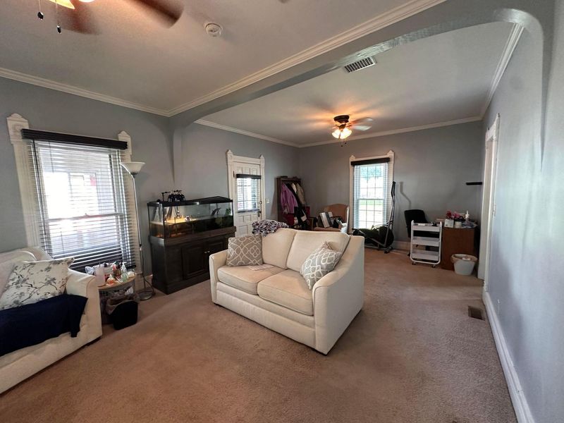 221 N Hayes Street , Bellefontaine, OH 43311 Photo 4