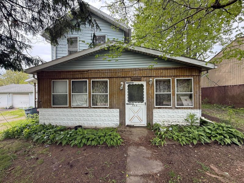 809 E Bucyrus Street , Crestline, OH 44827 Photo 3