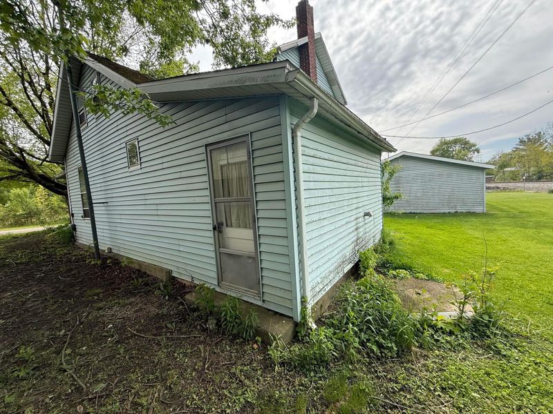 809 E Bucyrus Street , Crestline, OH 44827 Photo 4
