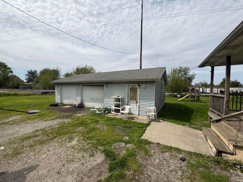 809 E Bucyrus Street , Crestline, OH 44827 Photo 5