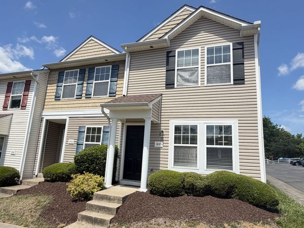 1001 Halifax Ln , Antioch, TN 37013