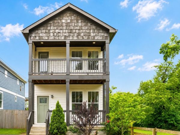 2206 14th Ave N, Nashville, TN 37208