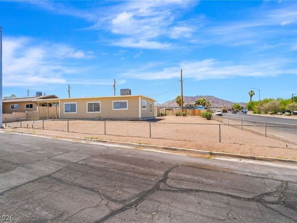 2 California Way , Henderson, NV 89015