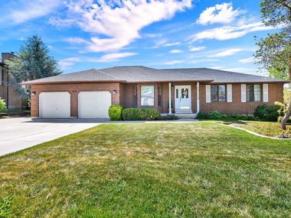 2698 E 1650 N, Layton, UT 84040