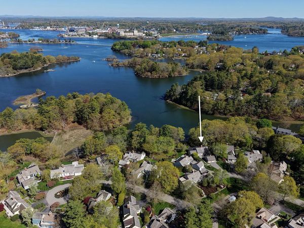38 Ducks Head Road, New Castle, NH 03854