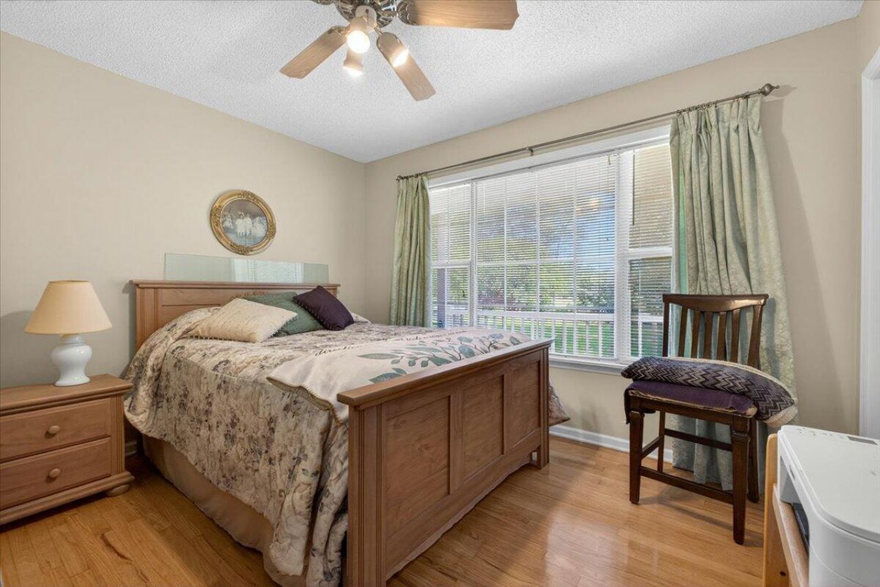 1760 Black Tom Road Photo 16