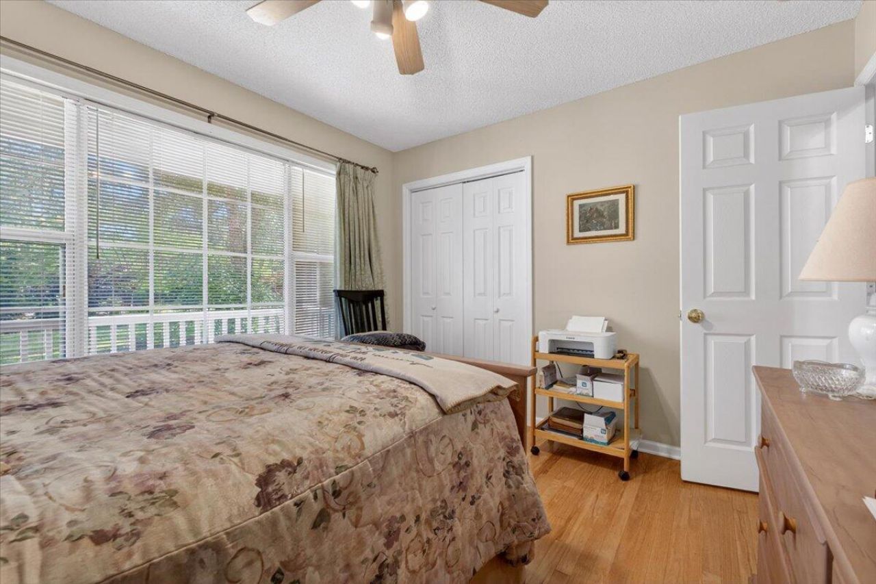 1760 Black Tom Road Photo 17