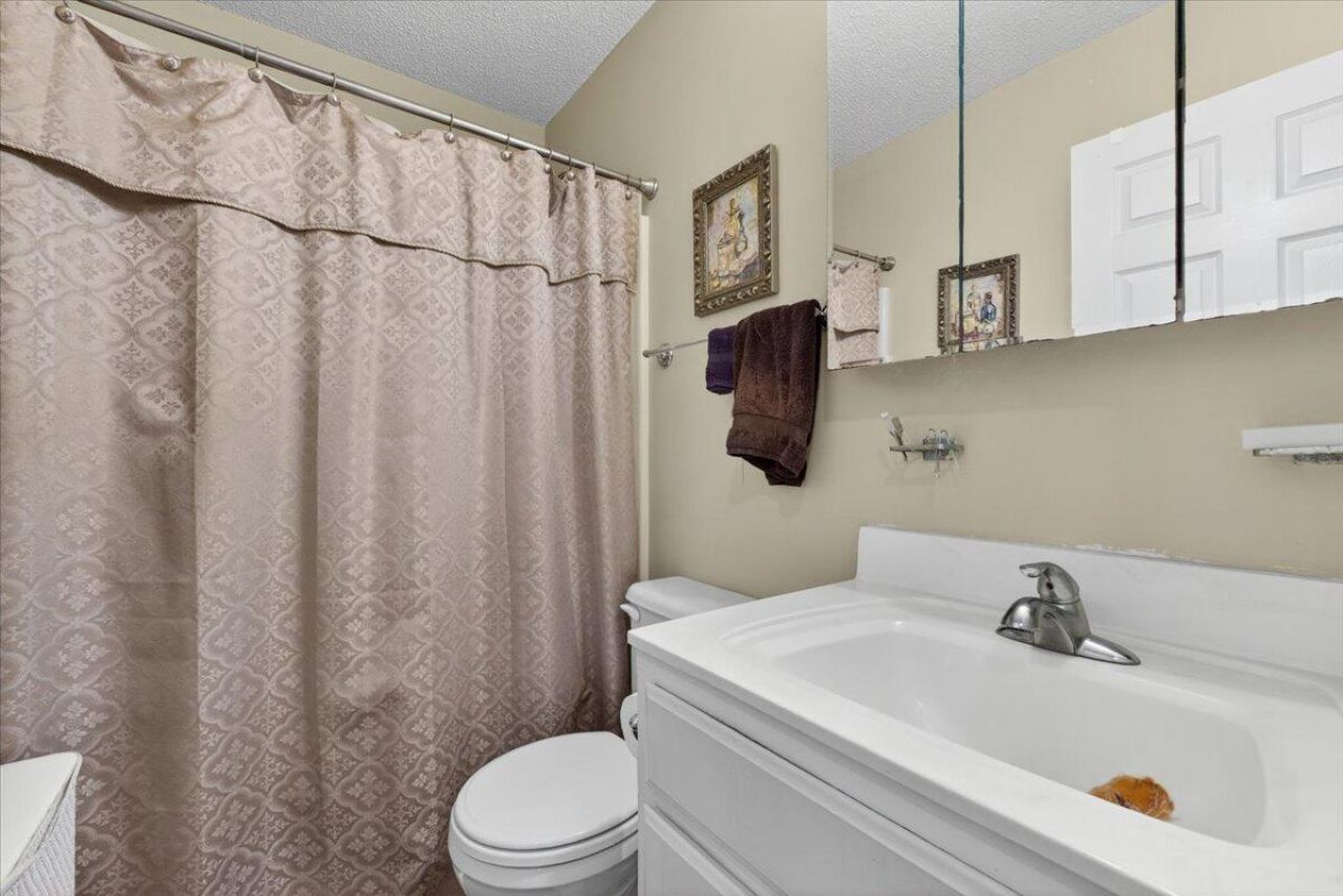 1760 Black Tom Road Photo 18