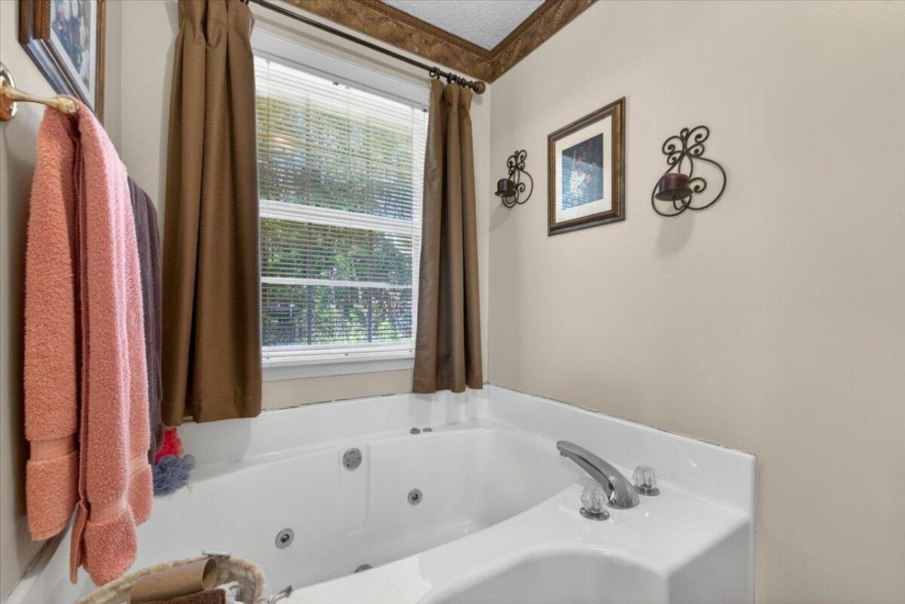 1760 Black Tom Road Photo 23