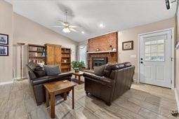 1760 Black Tom Road photo 4