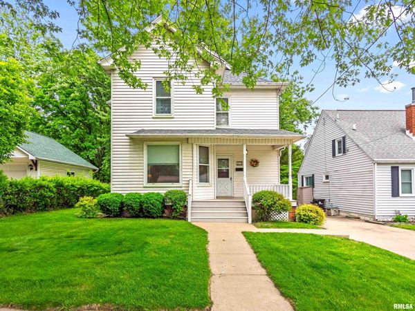 403 W ADAMS Street, Washington, IL 61571