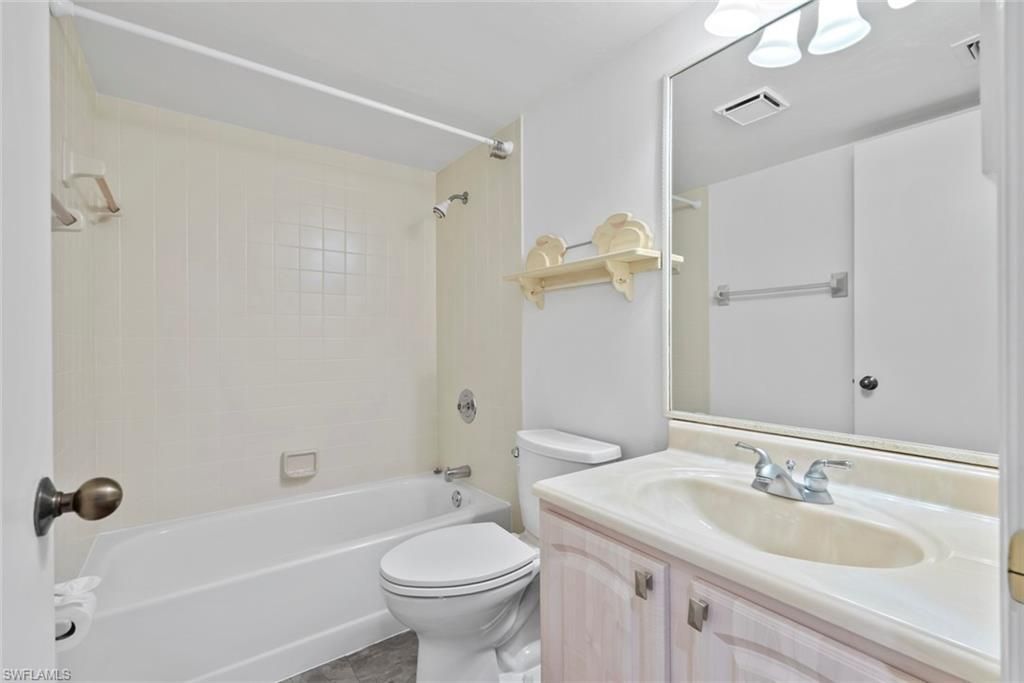1208 Commonwealth Cir , Unit J 206, Naples, FL 34116 Photo