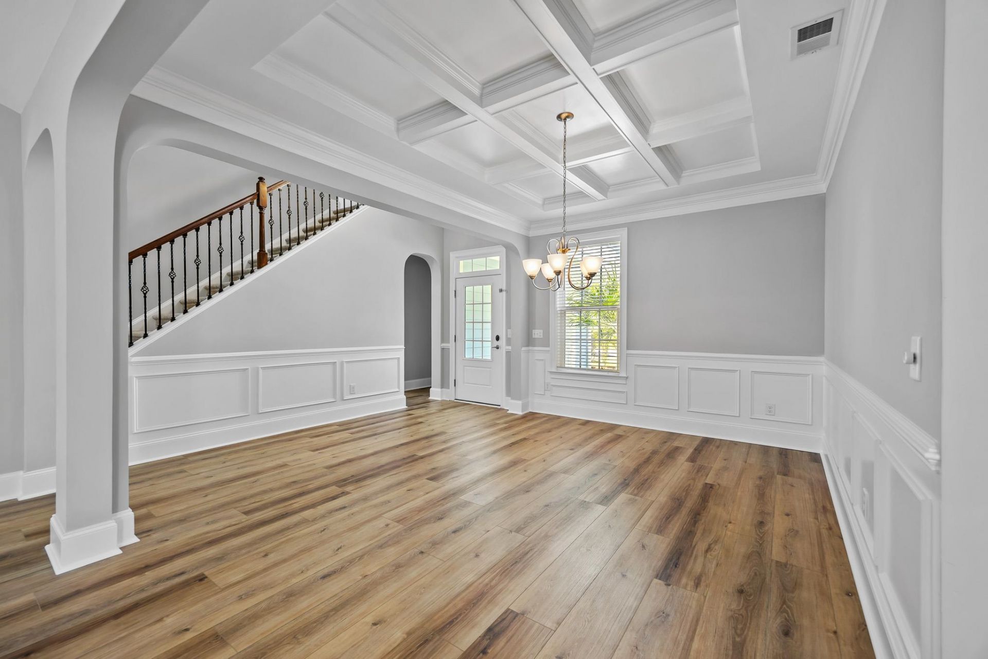 1703 Cheshire Ct. Photo 7