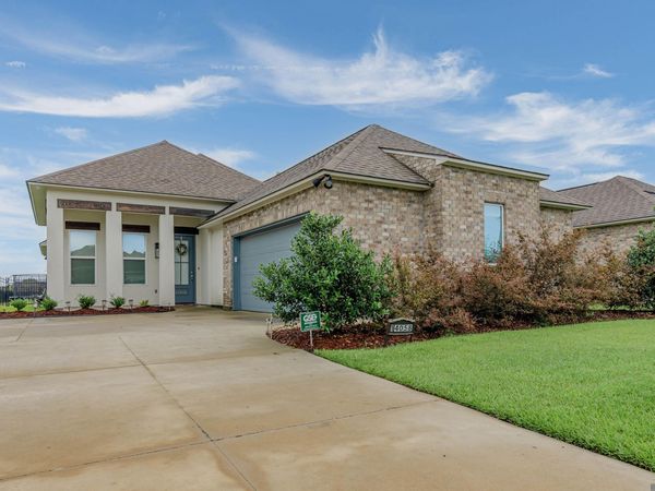 14058 Beverly Park Dr, Gonzales, LA 70737