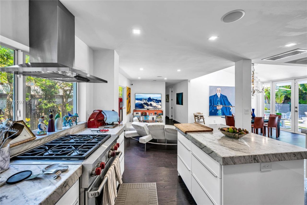 Please Call For Address, Miami Beach, FL 33140 Photo