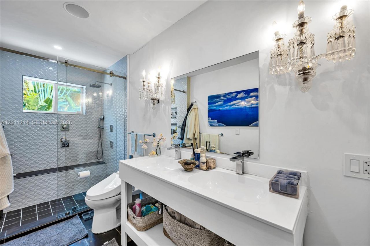 4975 Delaware Ave , Miami Beach, FL 33140 Photo